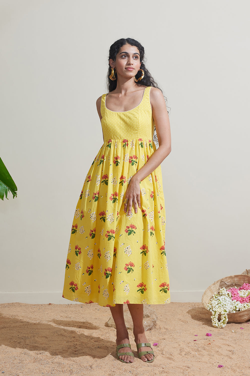 Isai Dressfolk