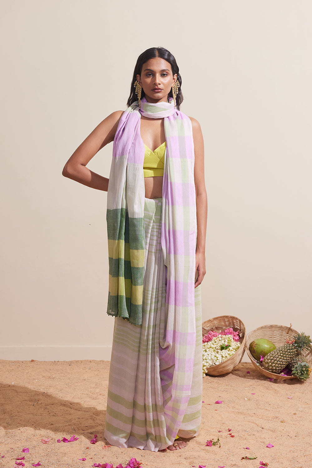 Thulasi Thé Dressfolk