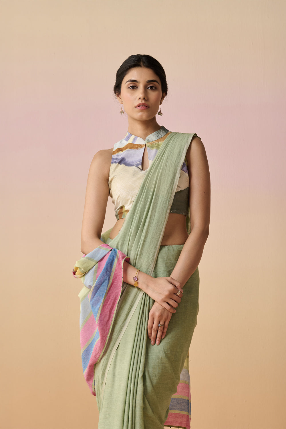 Gauri Dressfolk