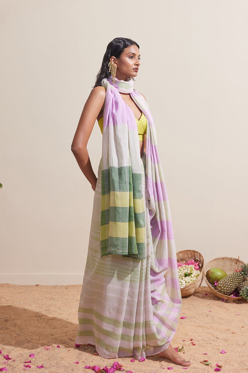 Thulasi Thé Dressfolk