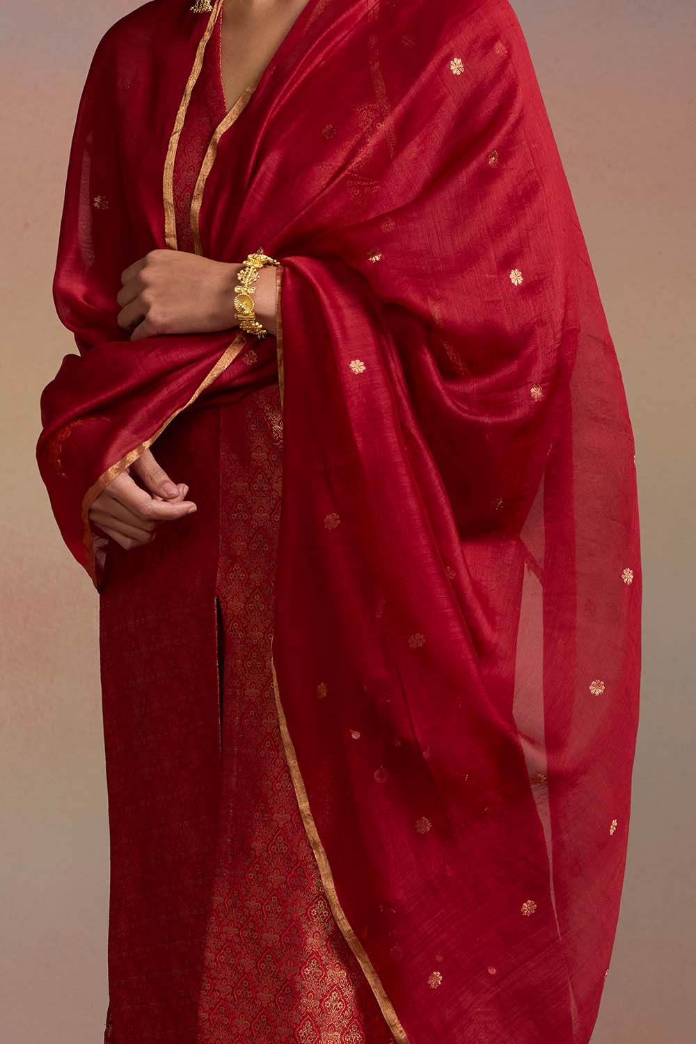 Gulnaar Dupatta Dressfolk