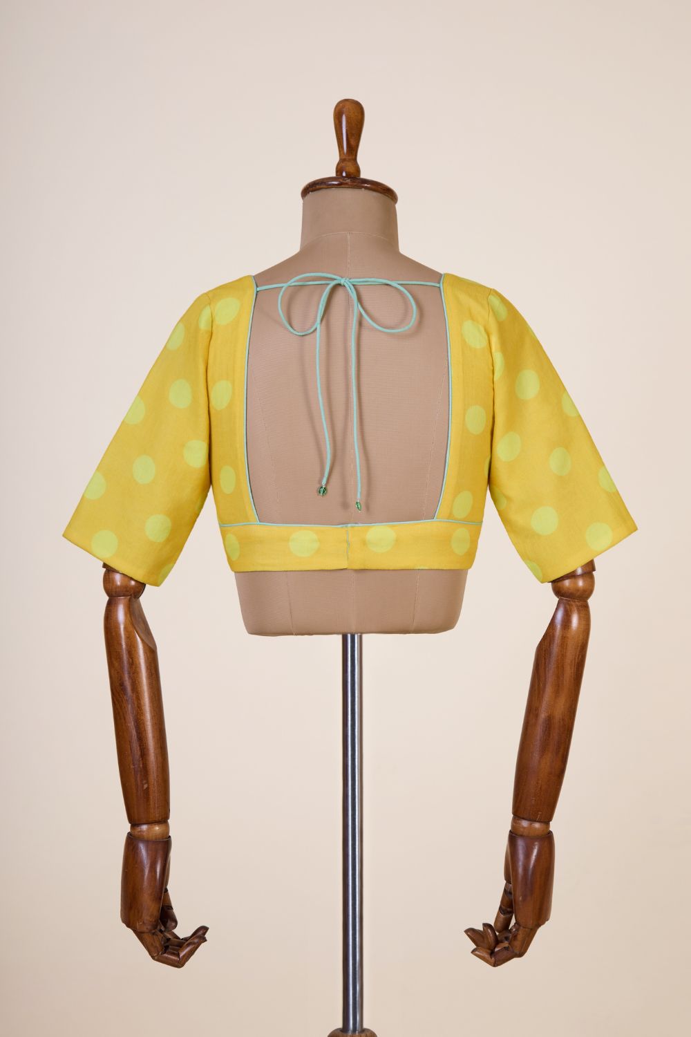 Avani Dressfolk