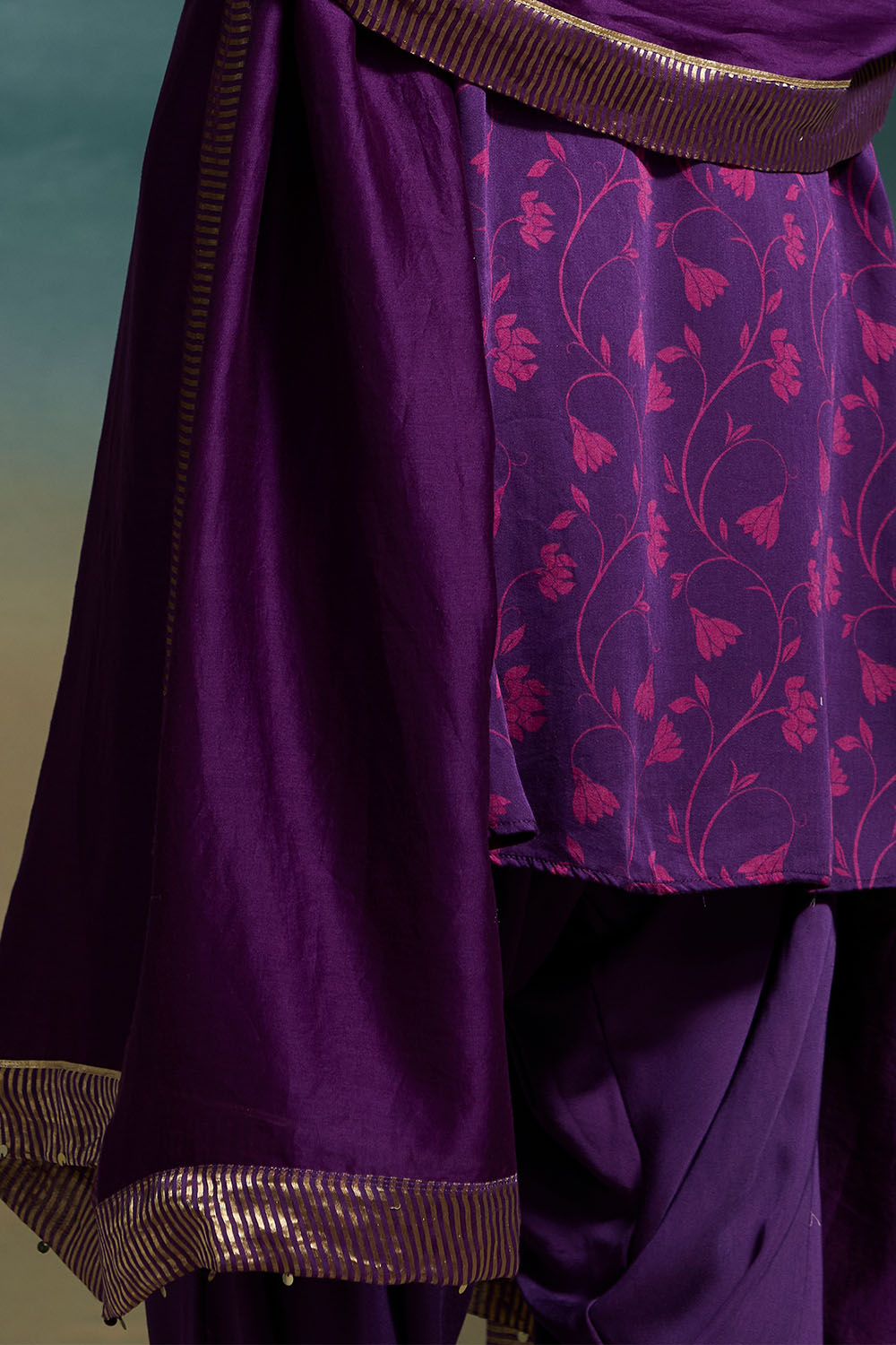 Kaushiki Dupatta Dressfolk