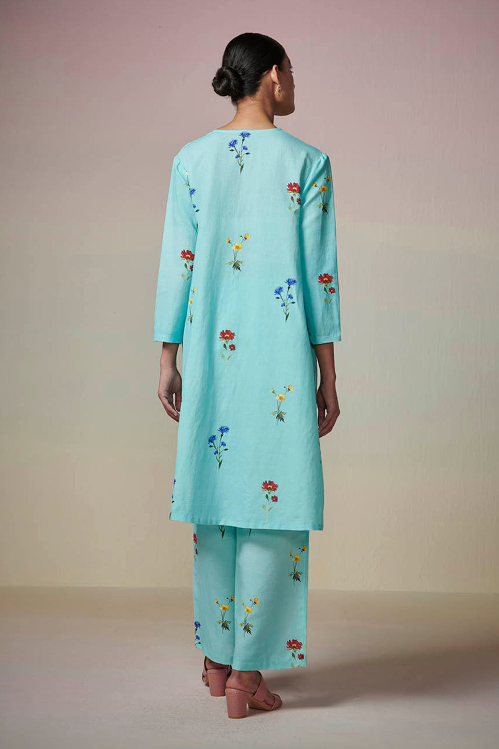 Daisy Delight Dressfolk