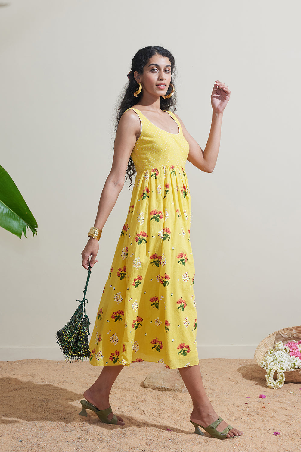 Isai Dressfolk