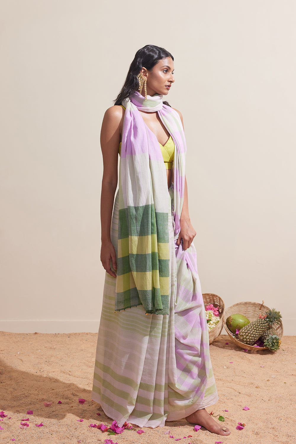 Thulasi Thé Dressfolk