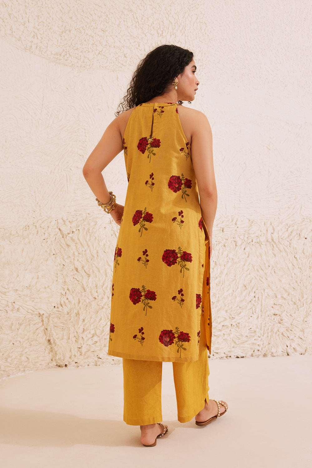 Aavya Dressfolk