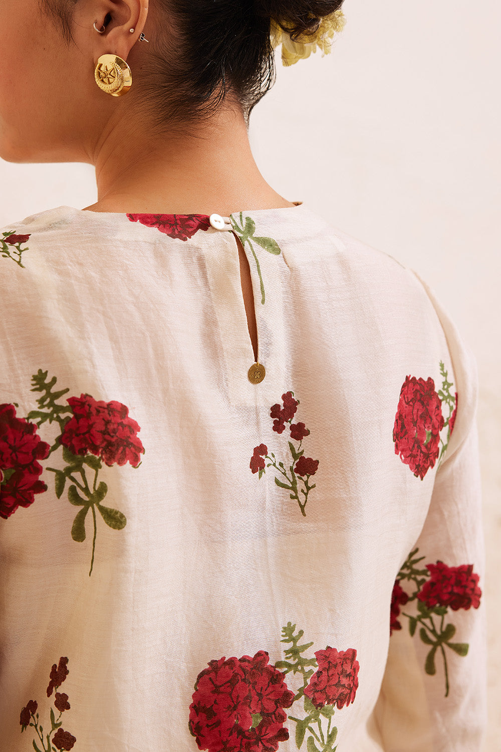 Sugha Dressfolk
