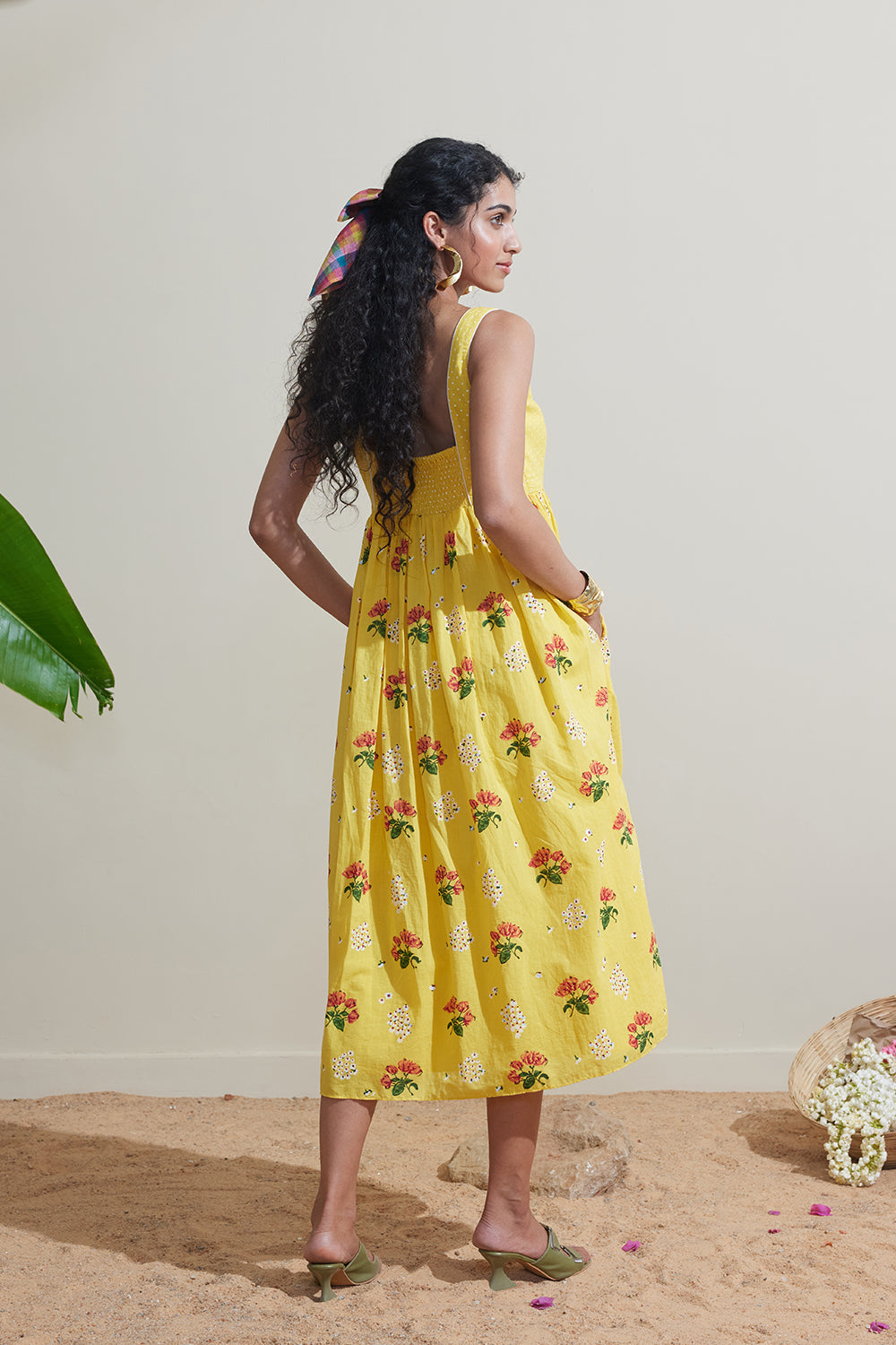 Isai Dressfolk