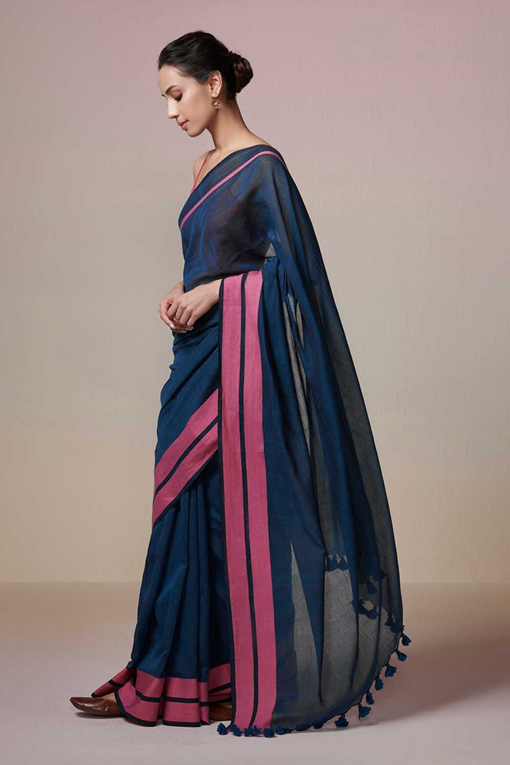 Shadow Orchid Dressfolk