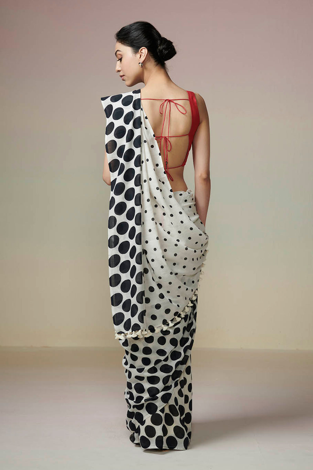 Nightingale Dressfolk