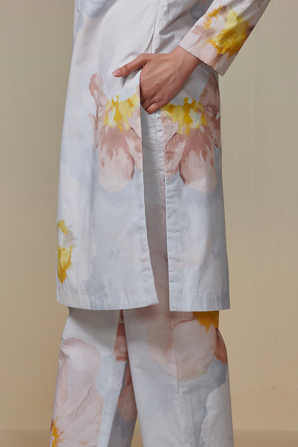Sumaira Dressfolk