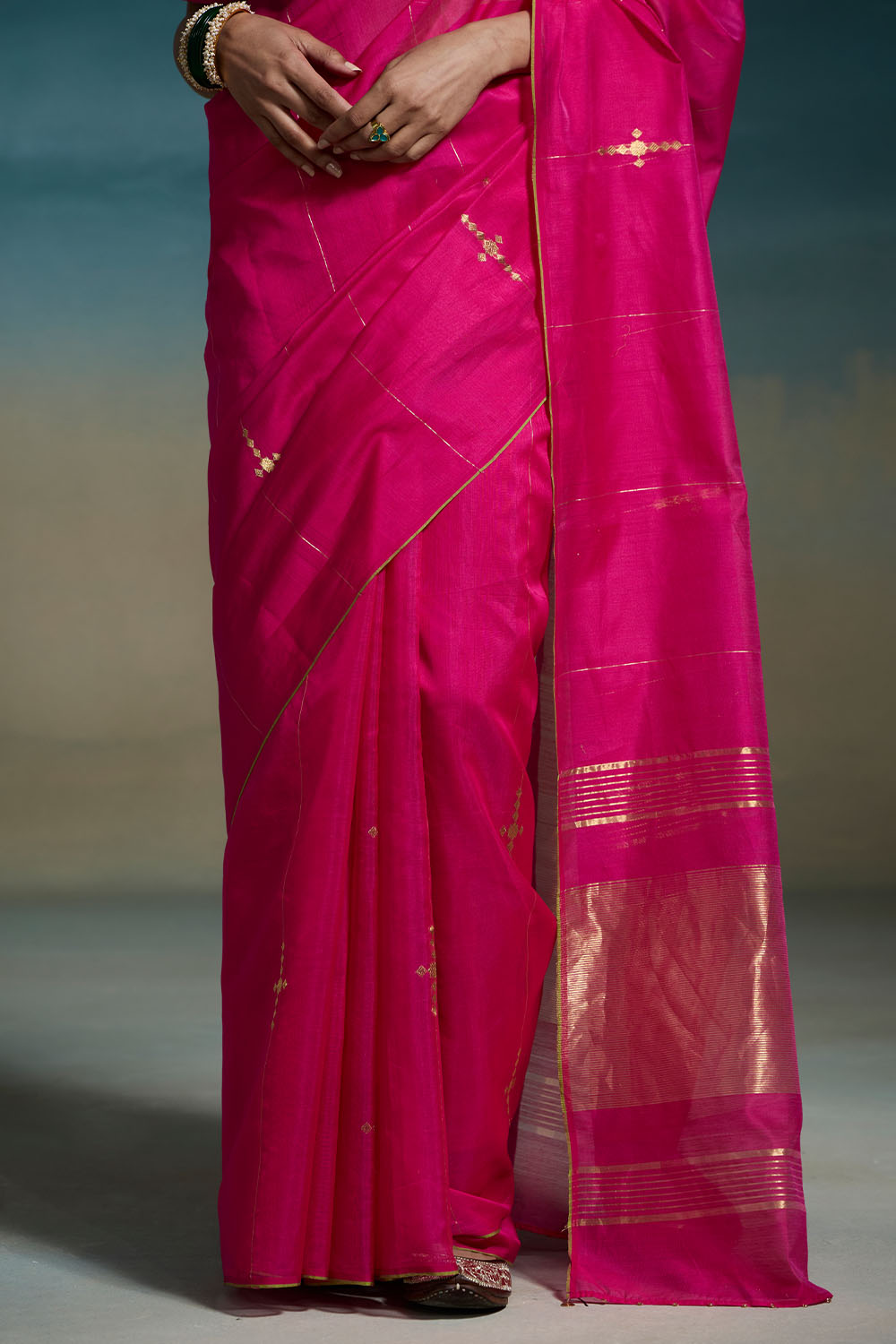 Nayika Dressfolk