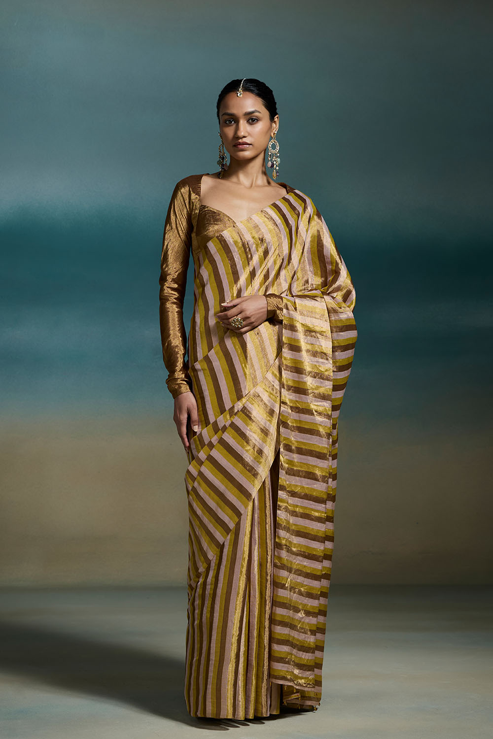 Kanika Dressfolk