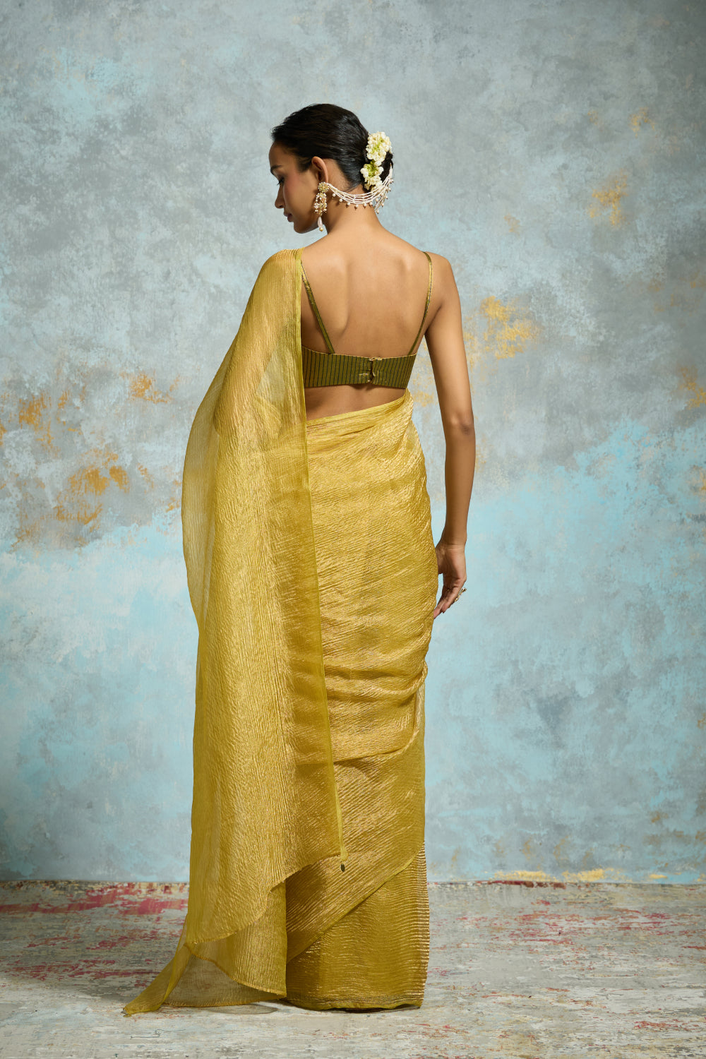 Aaira Dressfolk