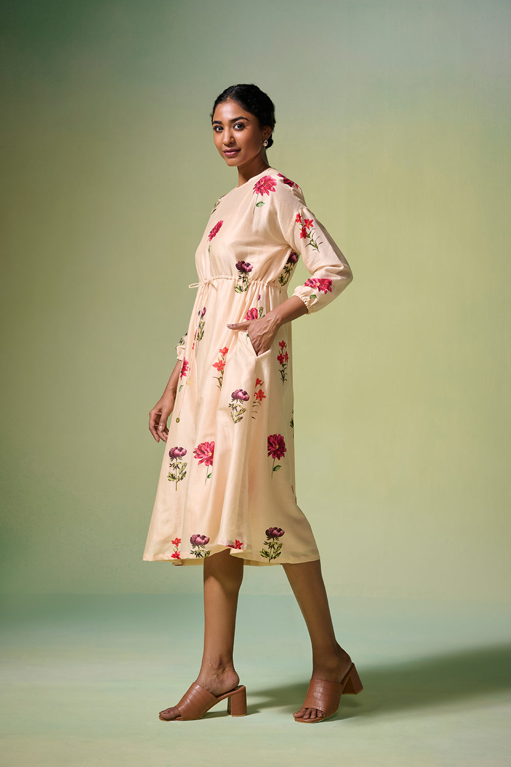 Heera Dressfolk