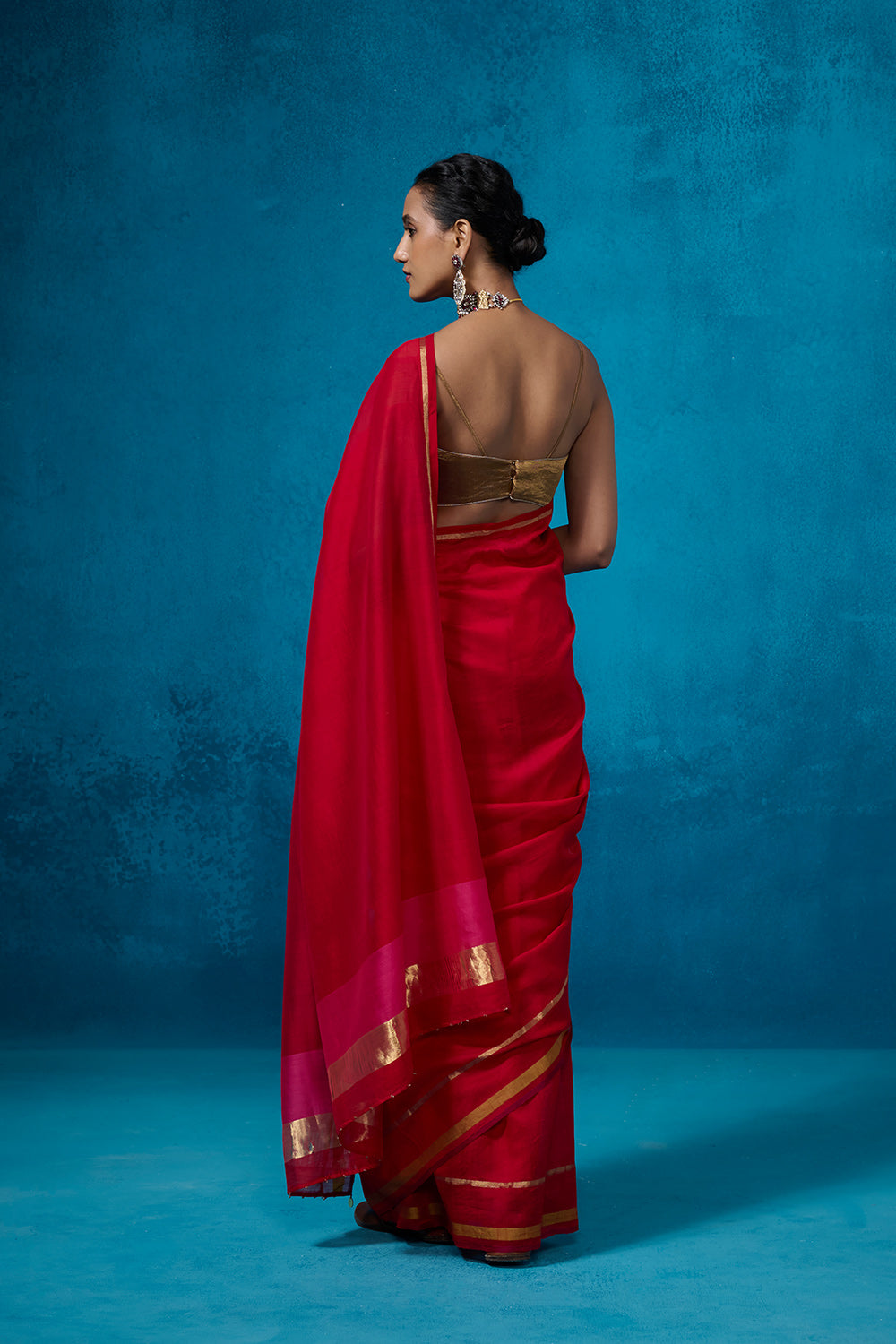 Surkh Dressfolk