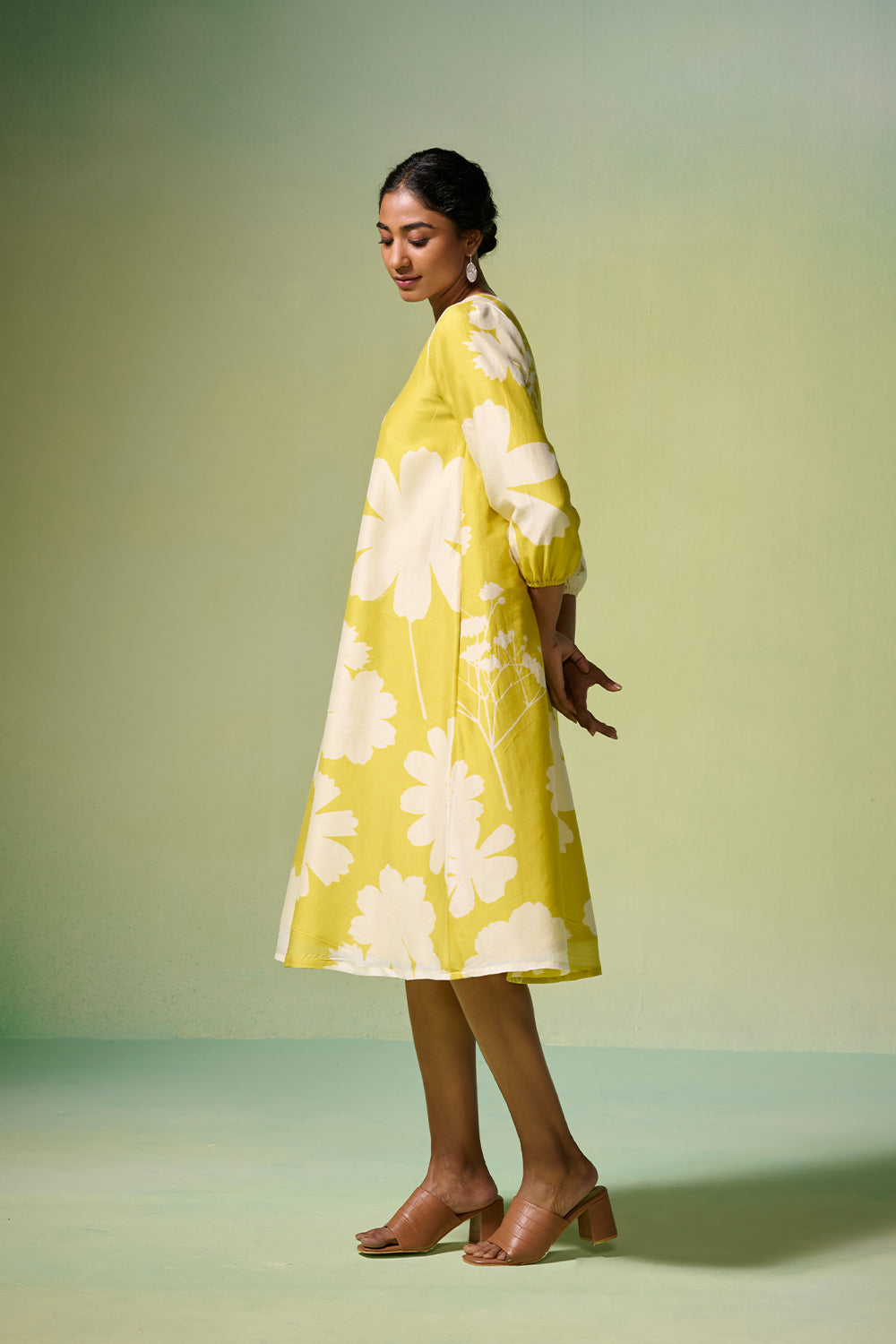 Komal Dressfolk