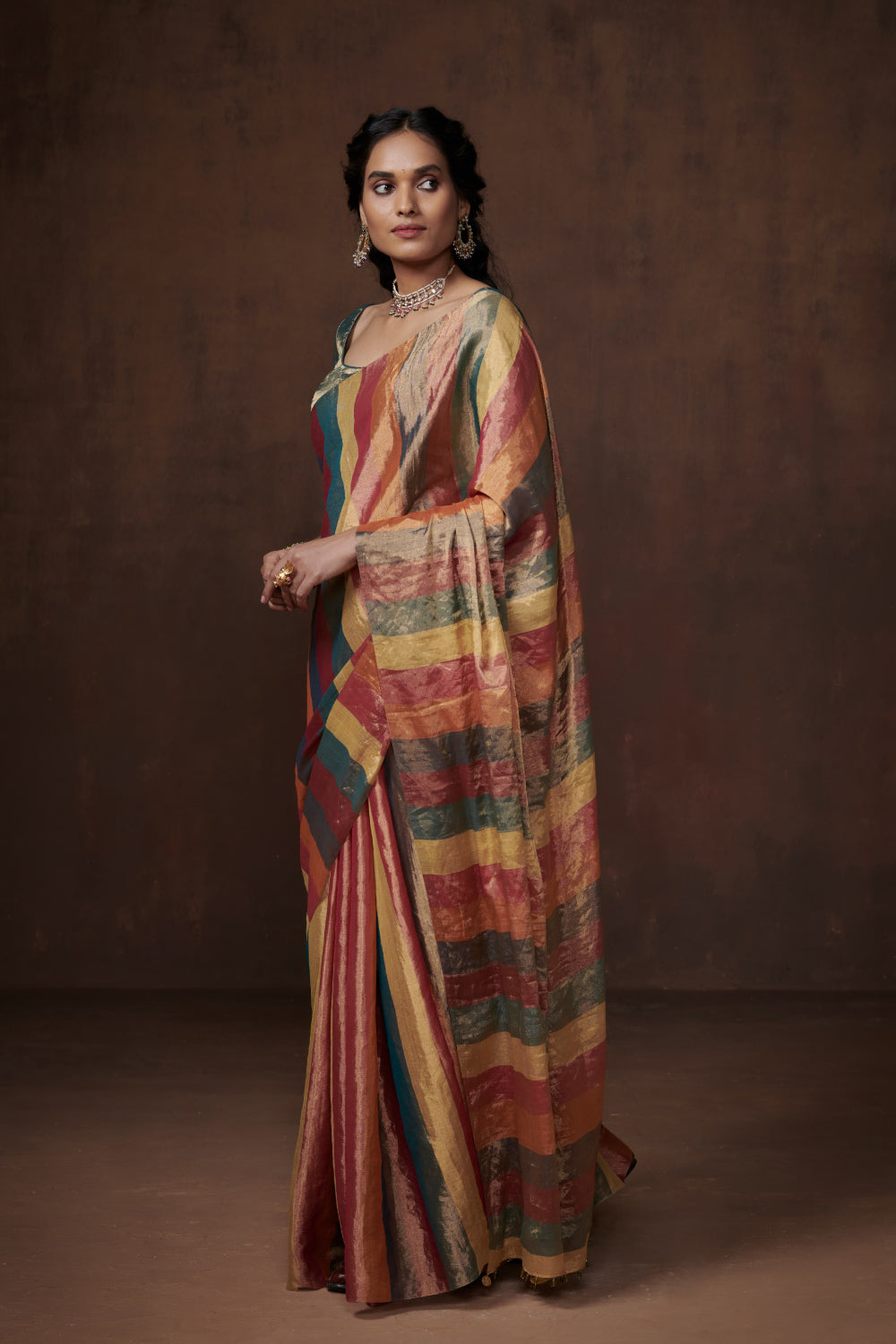 Dhyuti Dressfolk