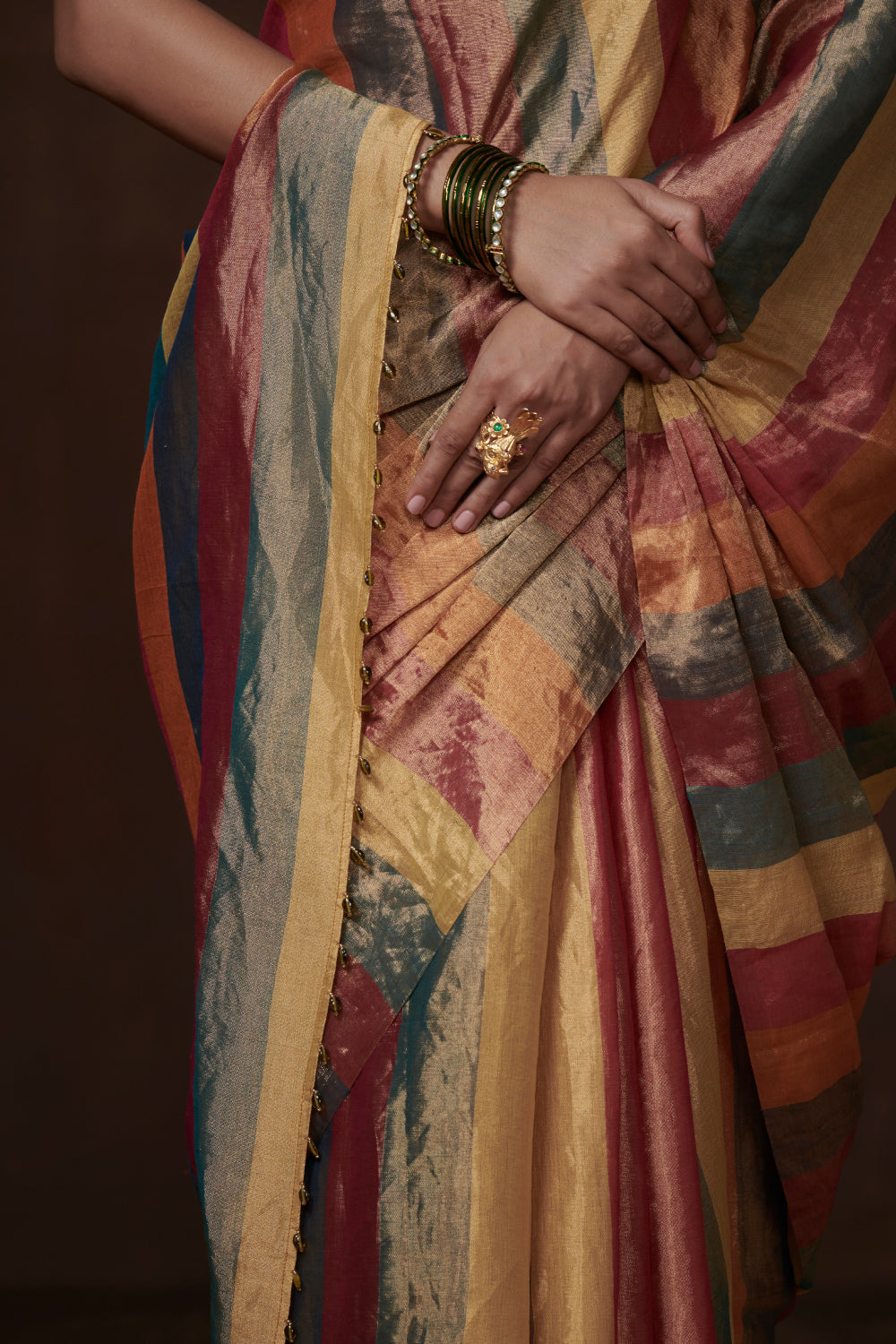 Dhyuti Dressfolk