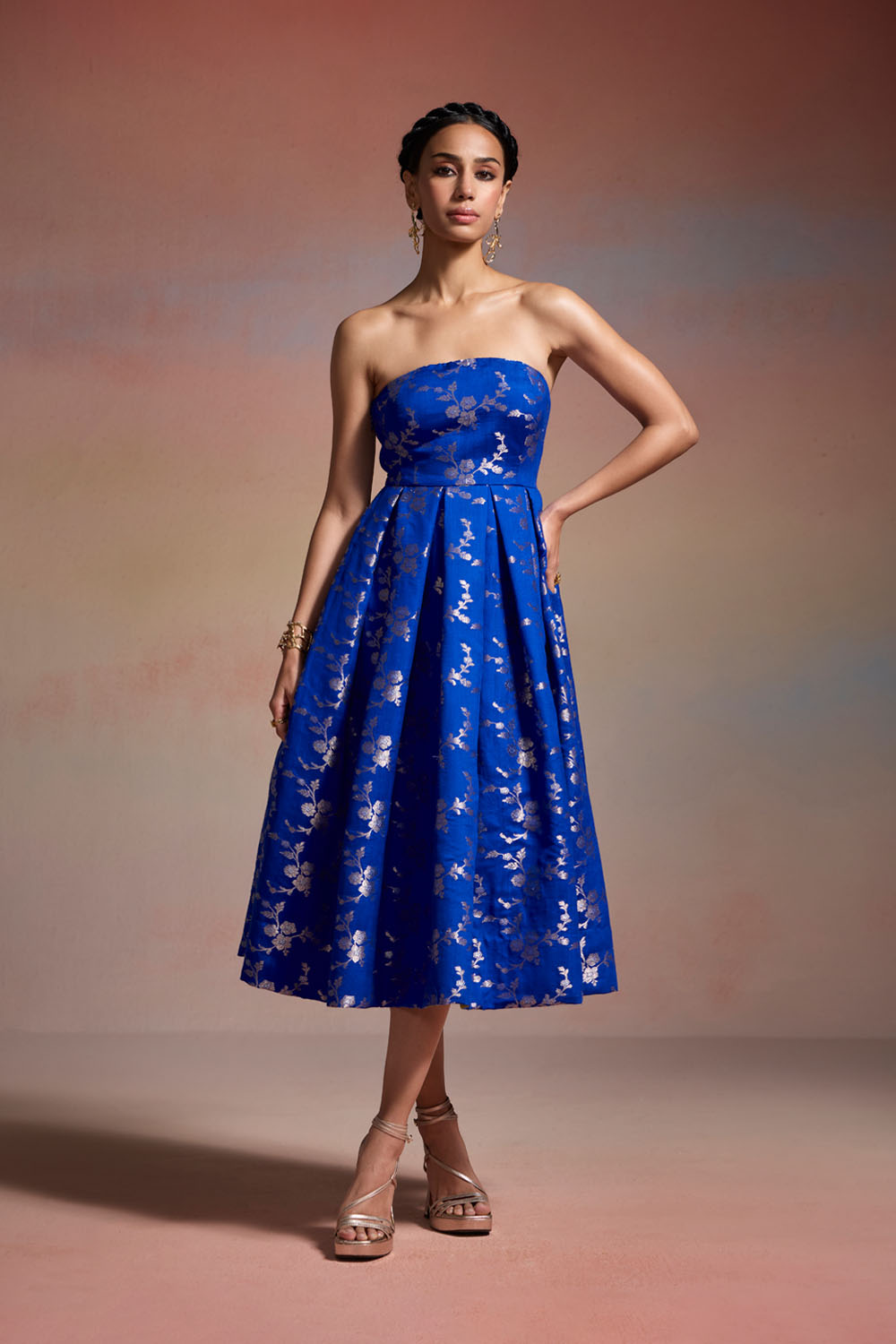 Mystic Neel Dressfolk