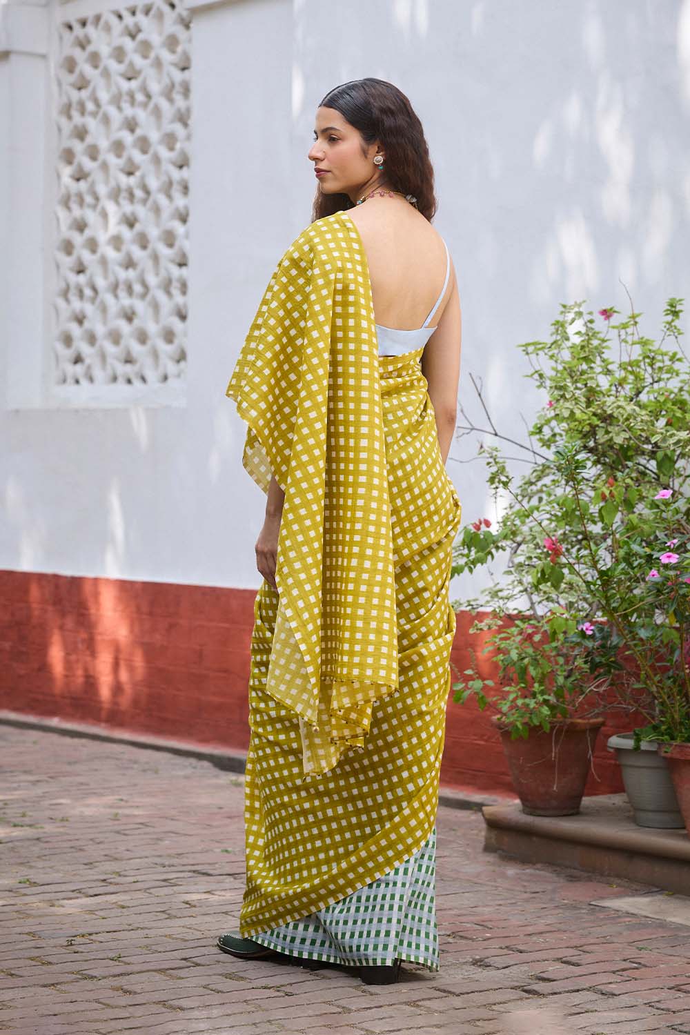 Grid play Dressfolk