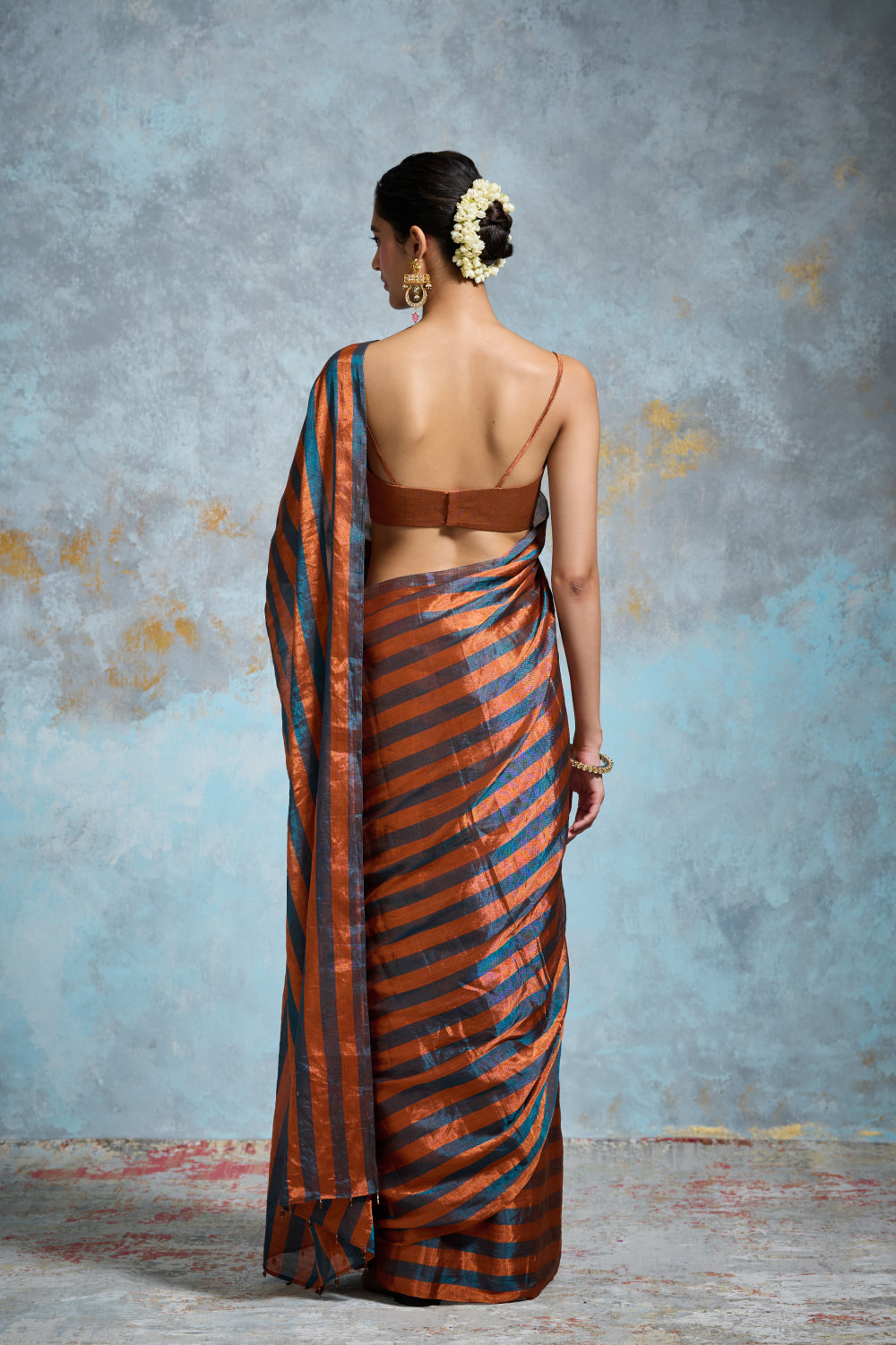 Pratibha Dressfolk