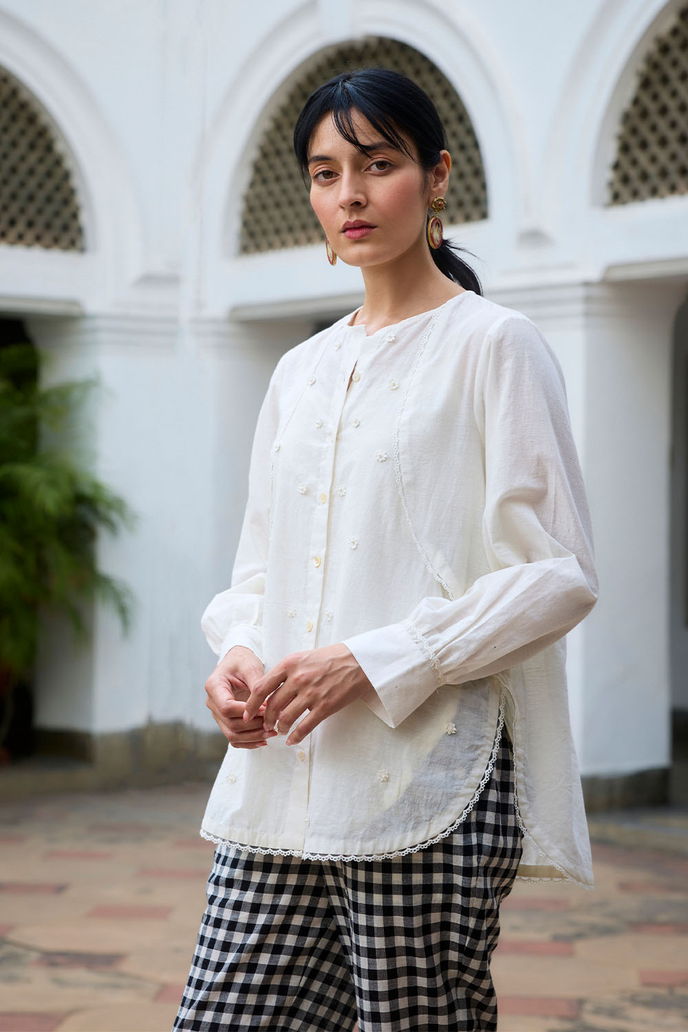 White Petals Dressfolk