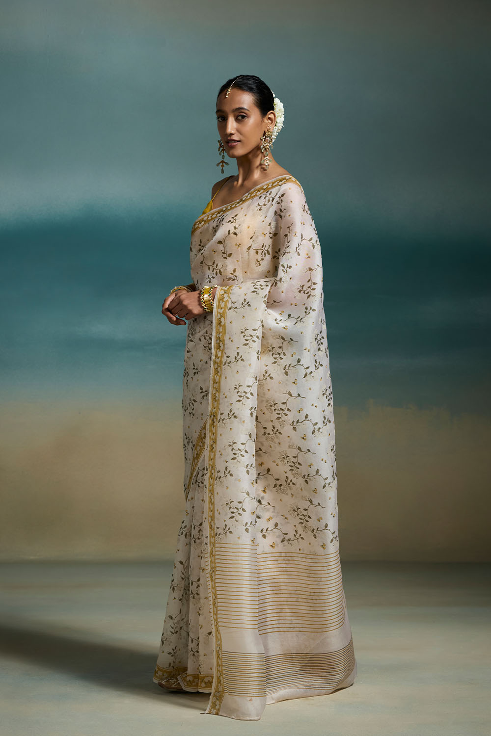 Lavya Dressfolk