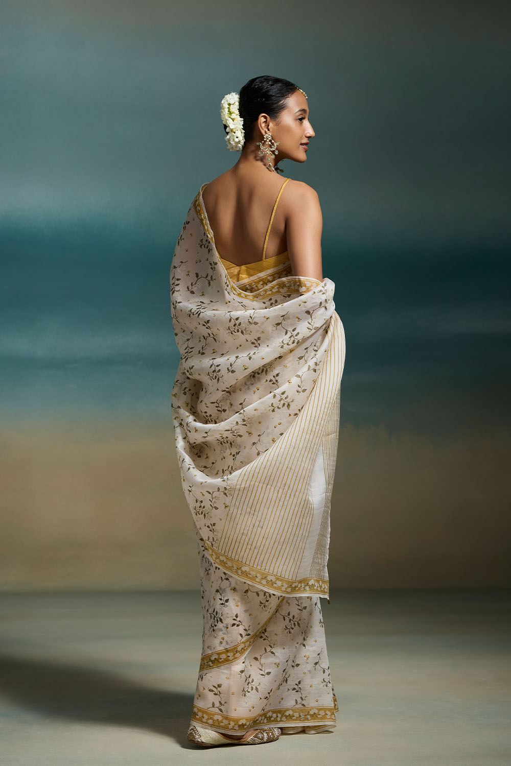 Lavya Dressfolk