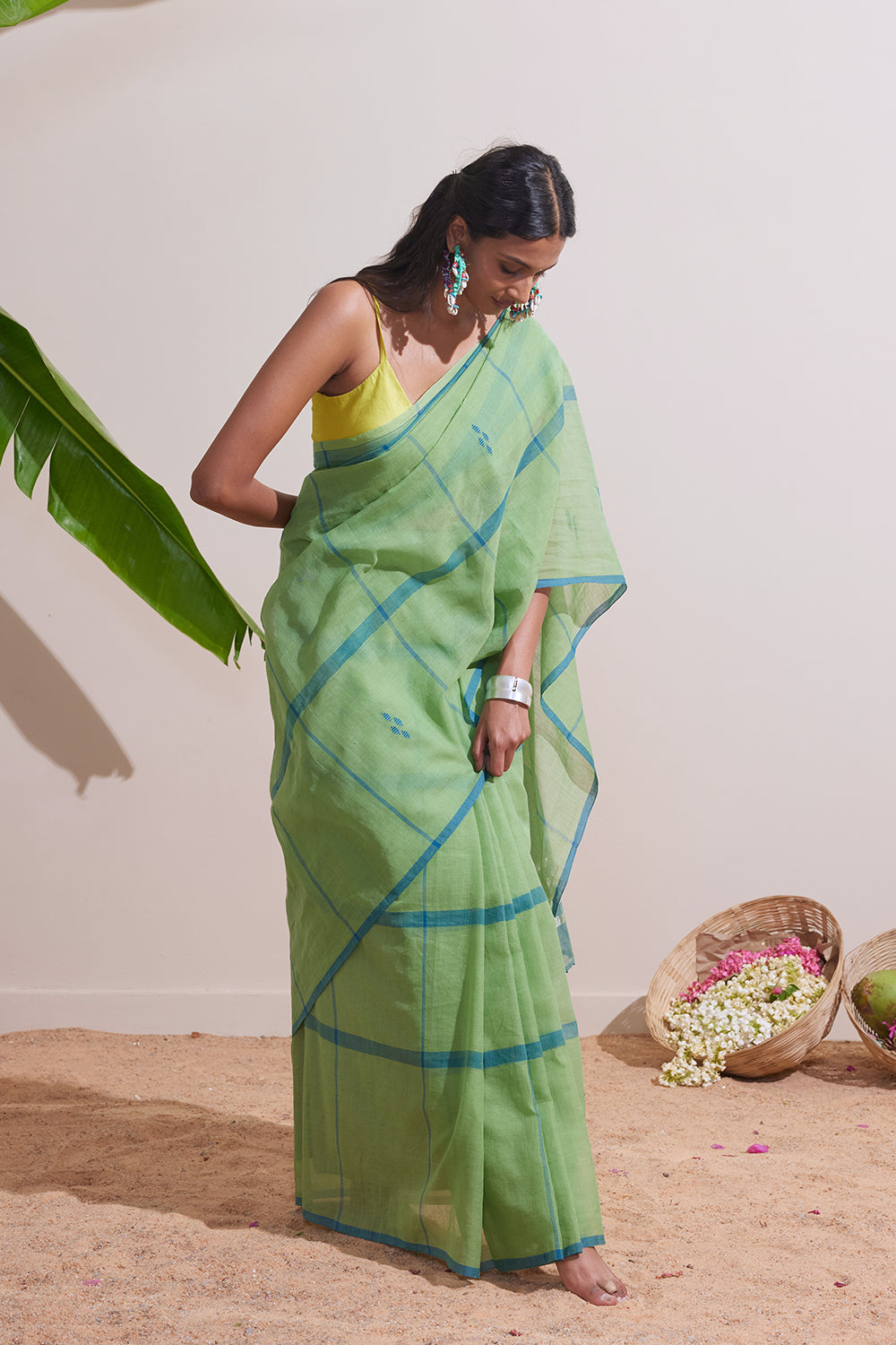 Ilamai Dressfolk