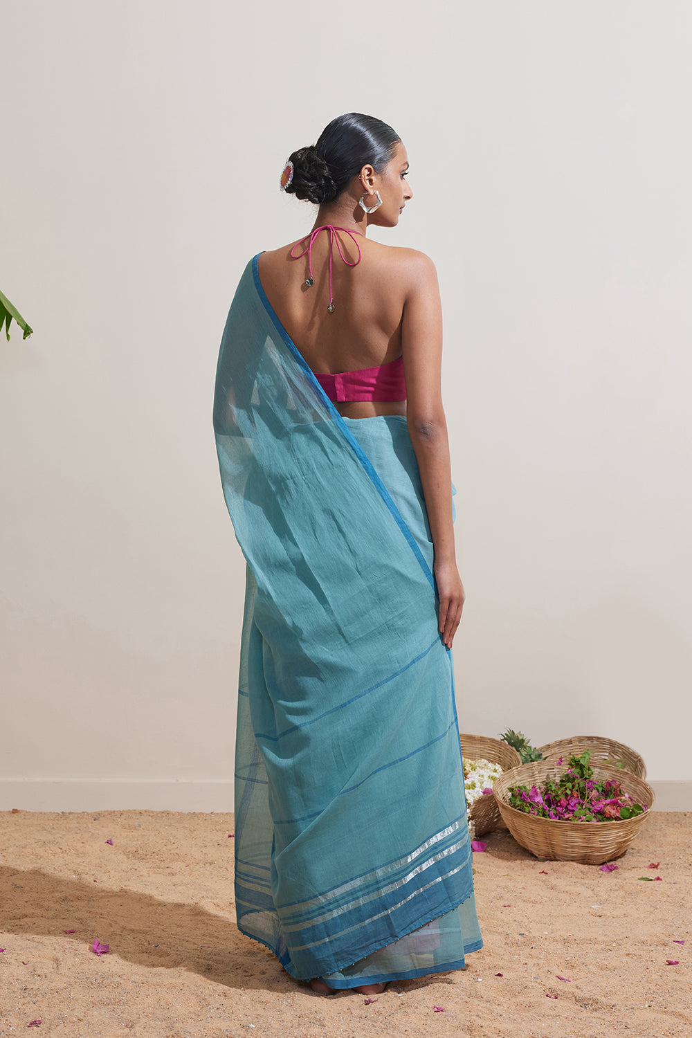 Saayam Dressfolk
