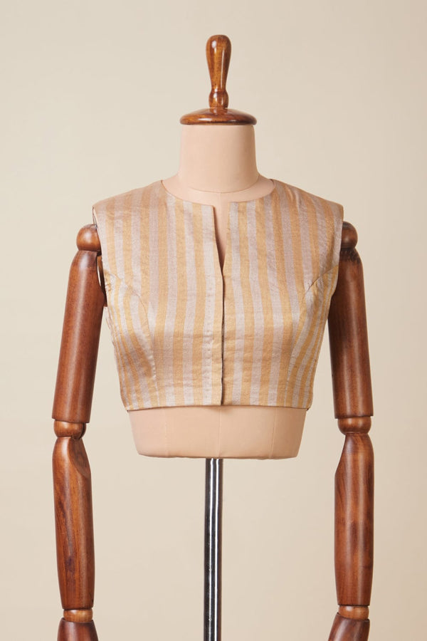 Aashvi Blouse Dressfolk