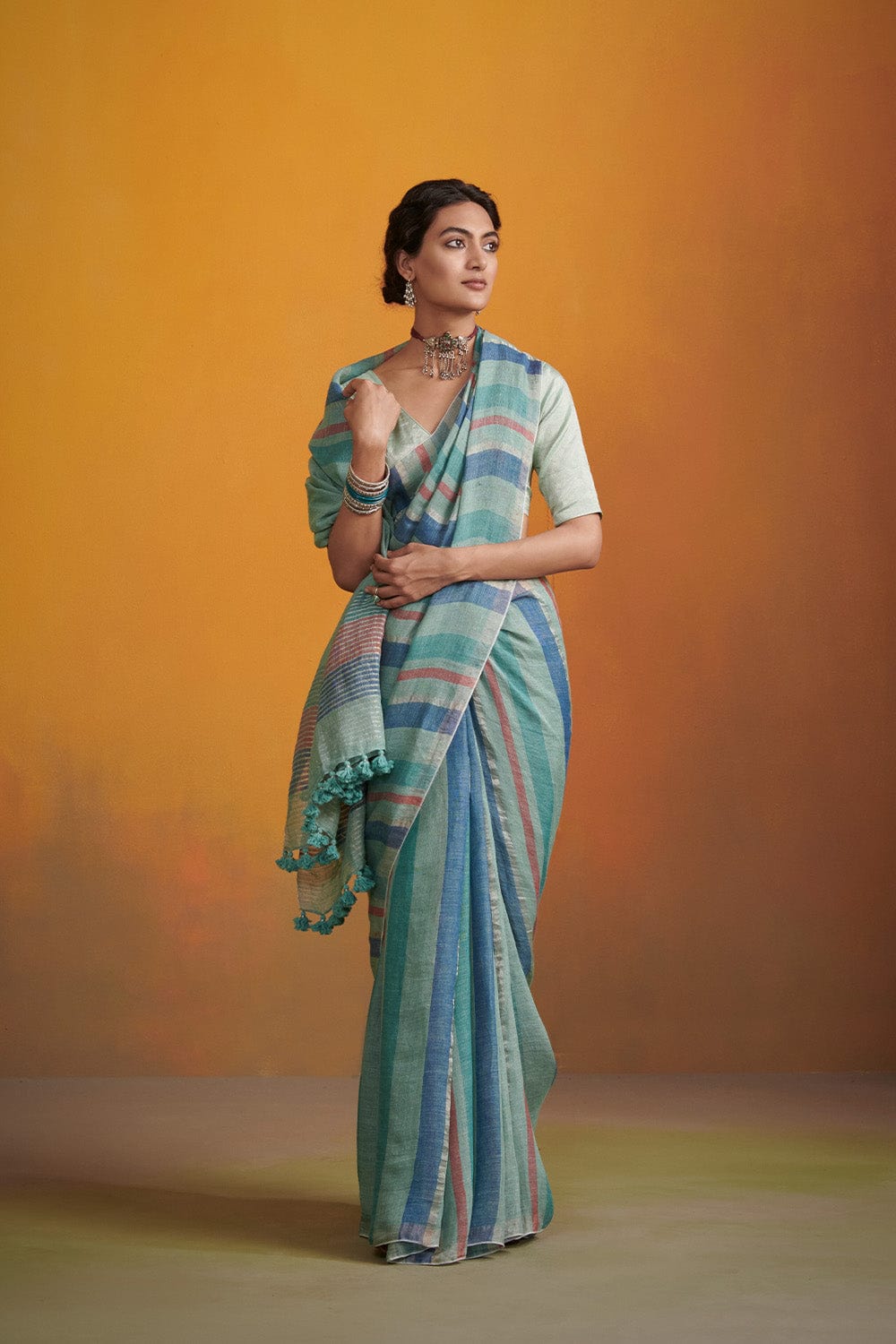 Ilsa Readymade Blouse with Saree - Dressfolk