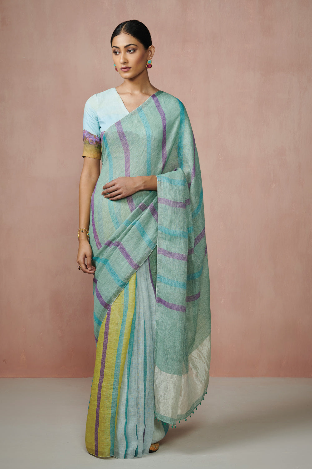 Vaanam Dressfolk