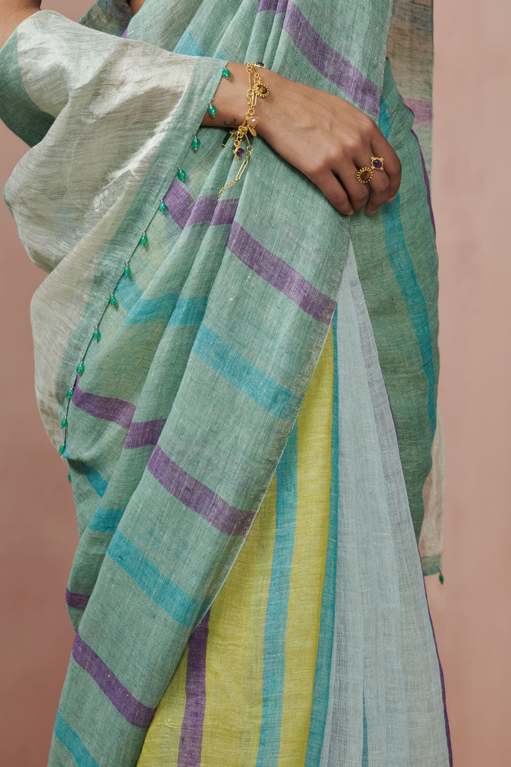 Vaanam Dressfolk