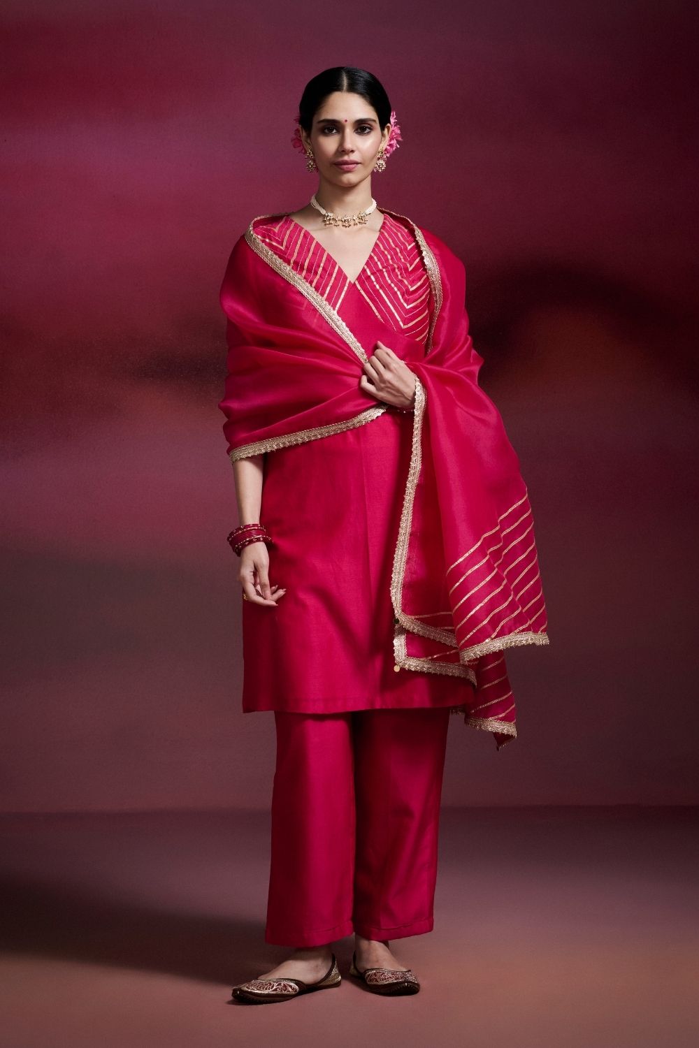 Shantipriya Dressfolk