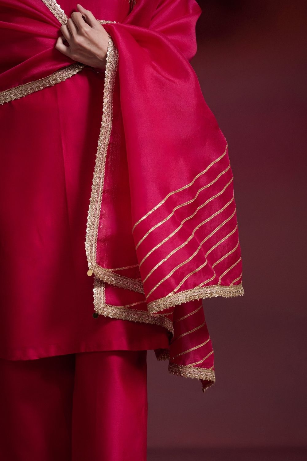 Shantipriya Dressfolk