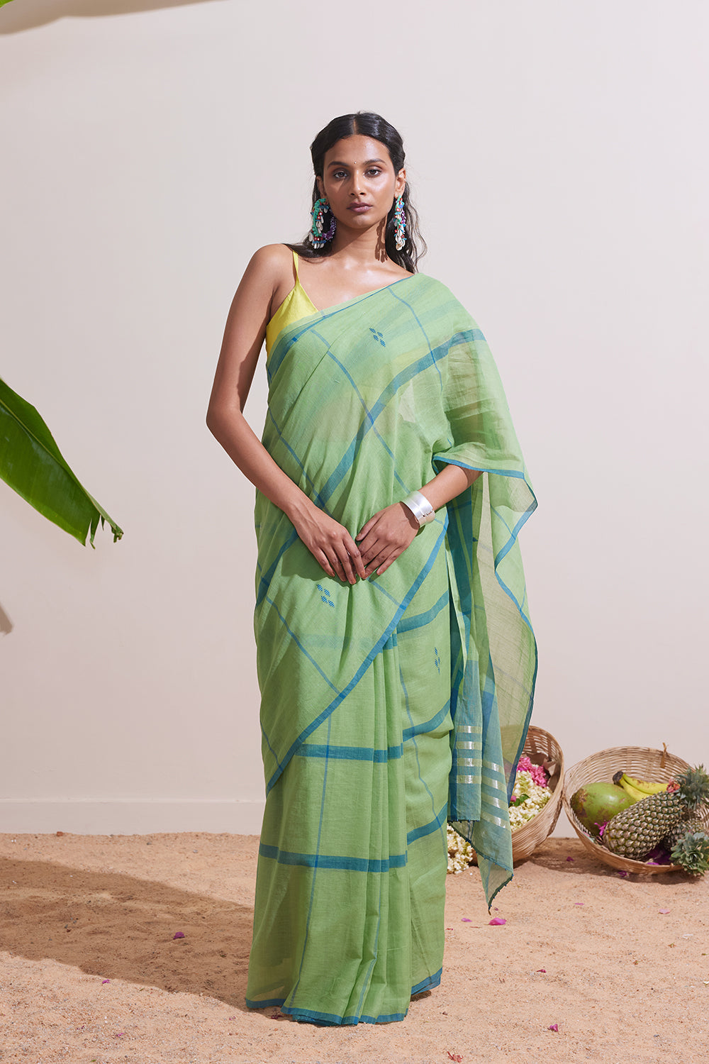 Ilamai Dressfolk