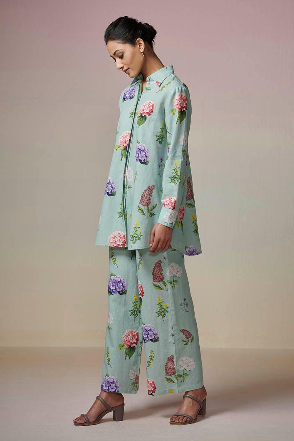 Majestic Flora Dressfolk