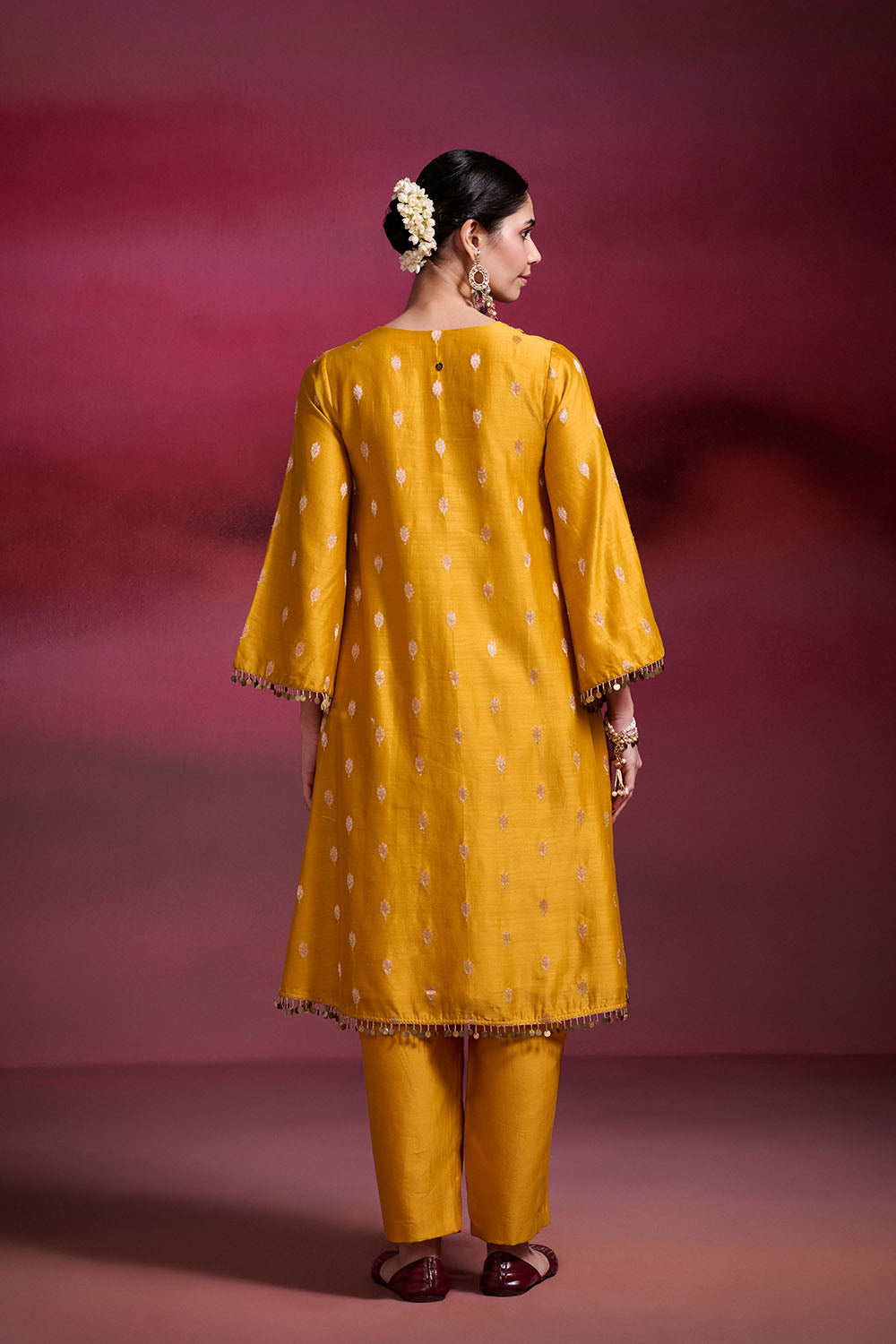 Basanti Dressfolk