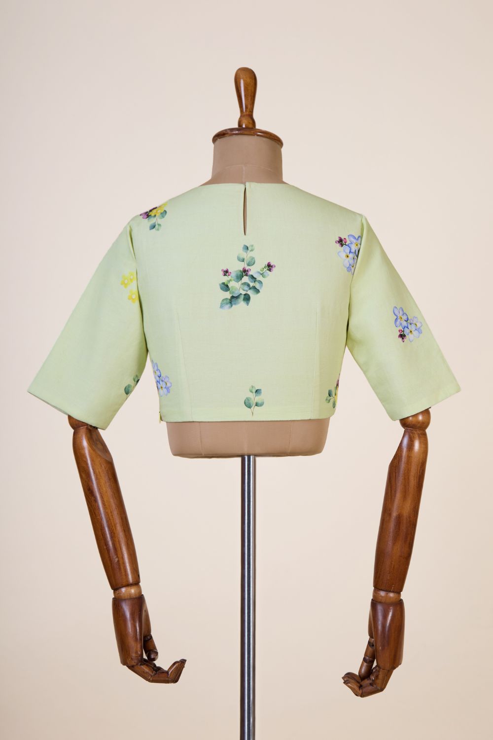 Frost Forest Dressfolk