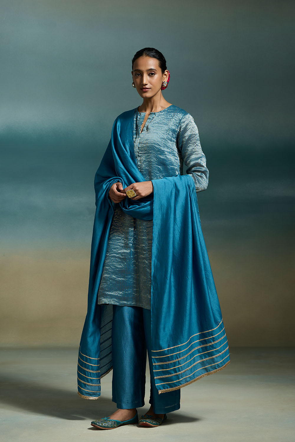 Sharvari Dressfolk