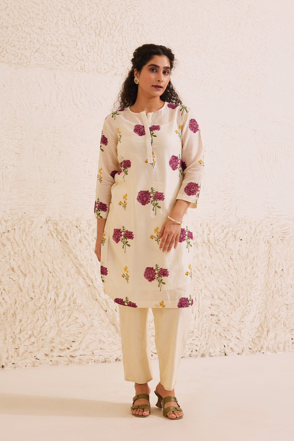 Vasanta Dressfolk
