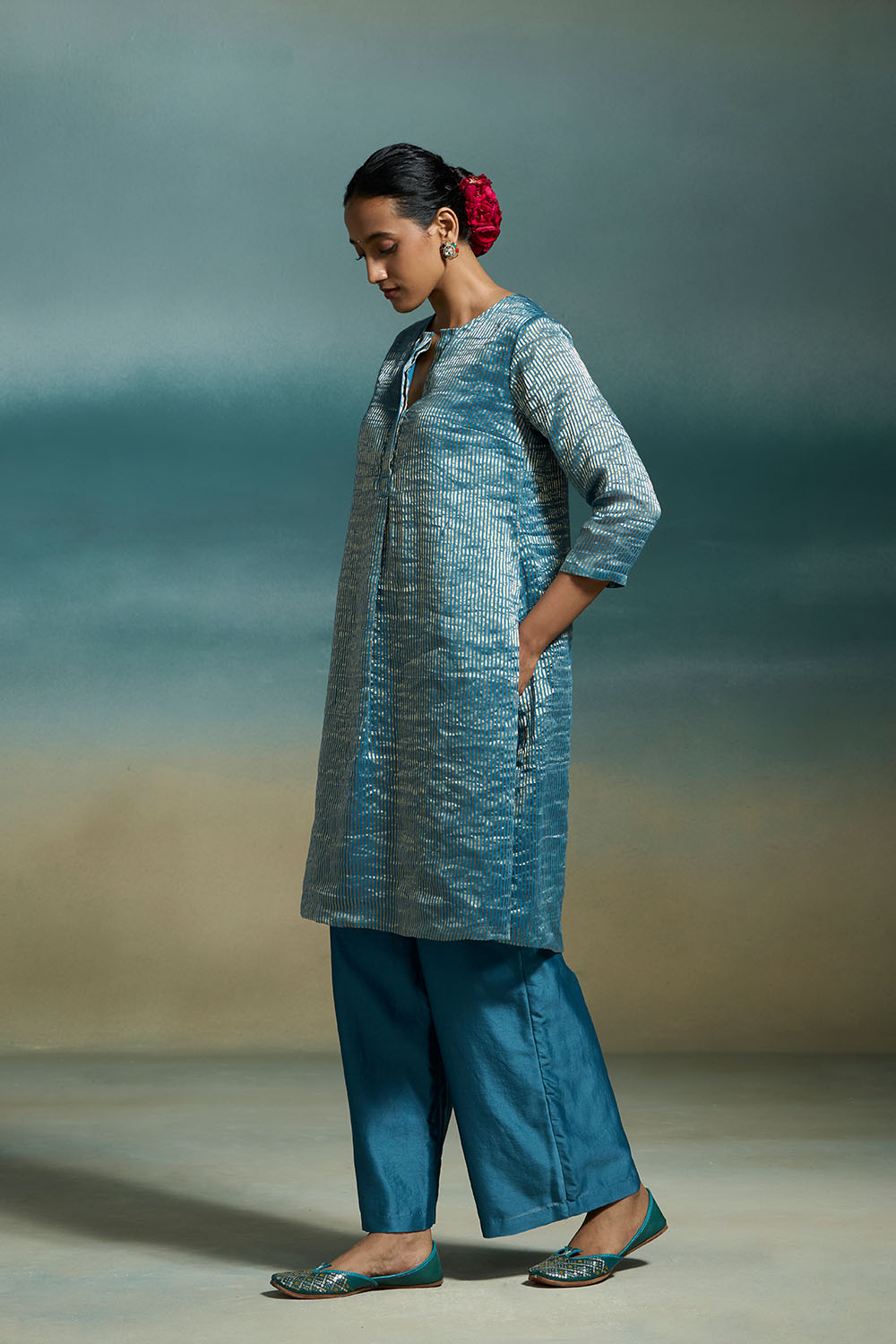 Sharvari Dressfolk