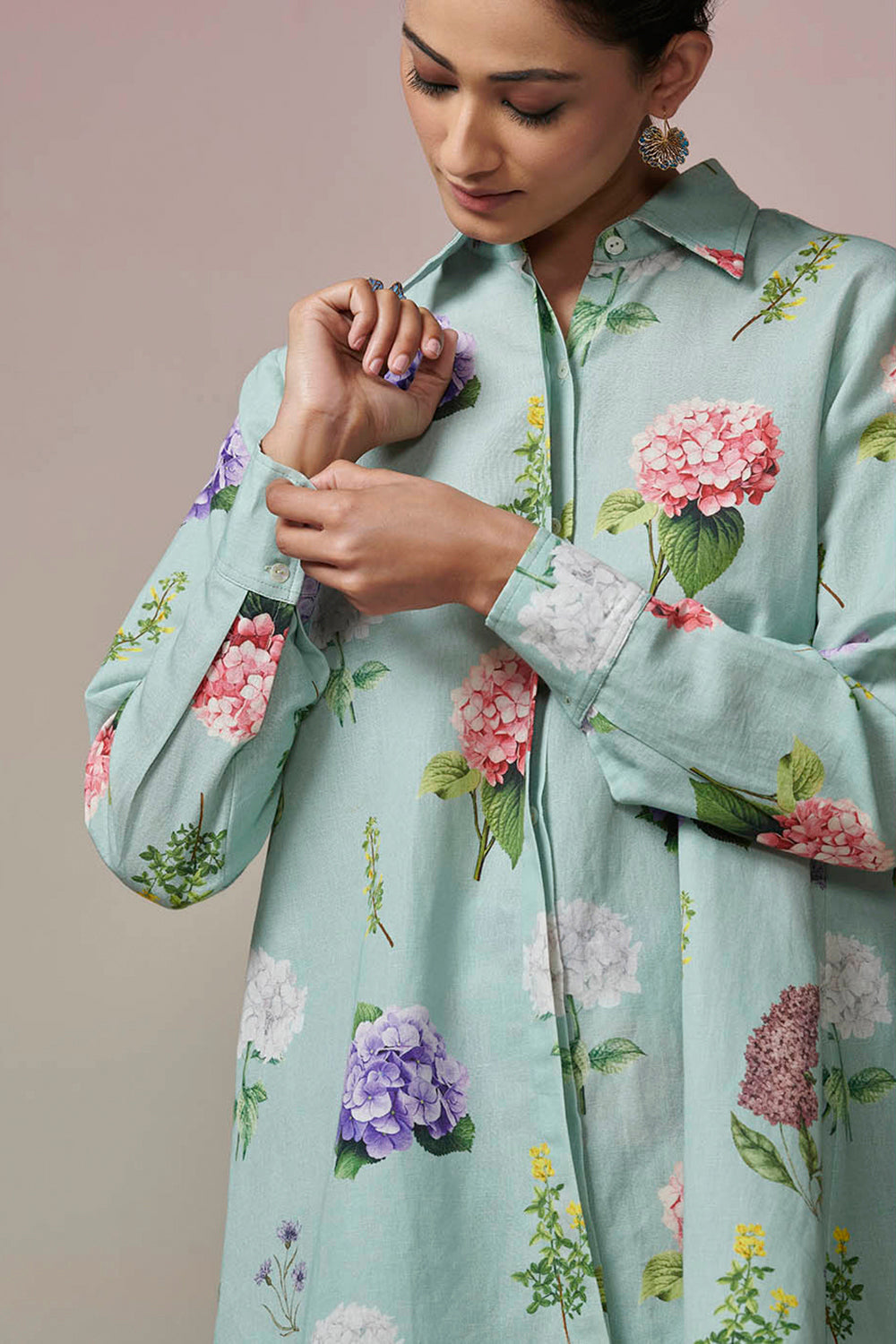 Majestic Flora Dressfolk