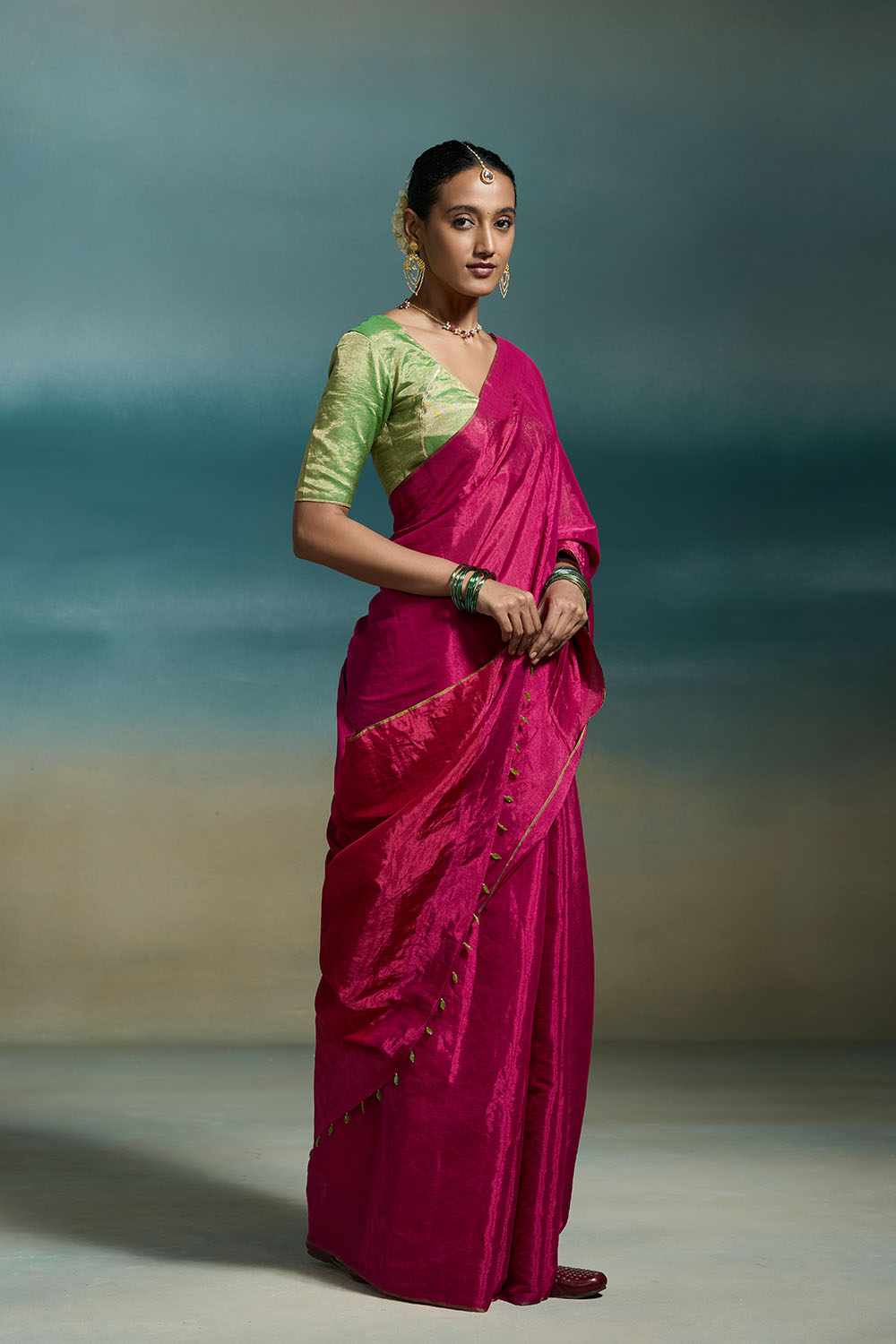 Preyasi Dressfolk