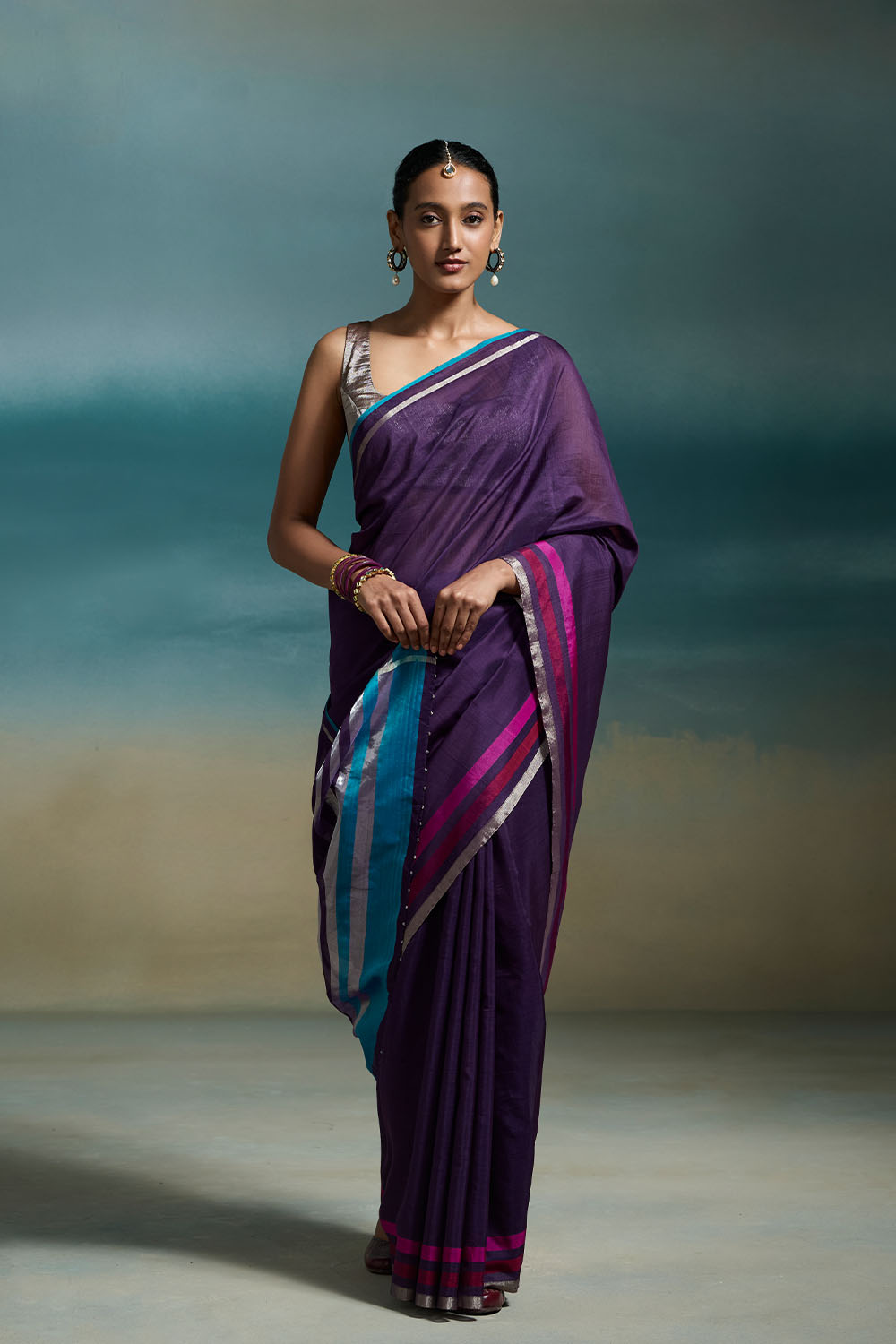 Vasavi Dressfolk