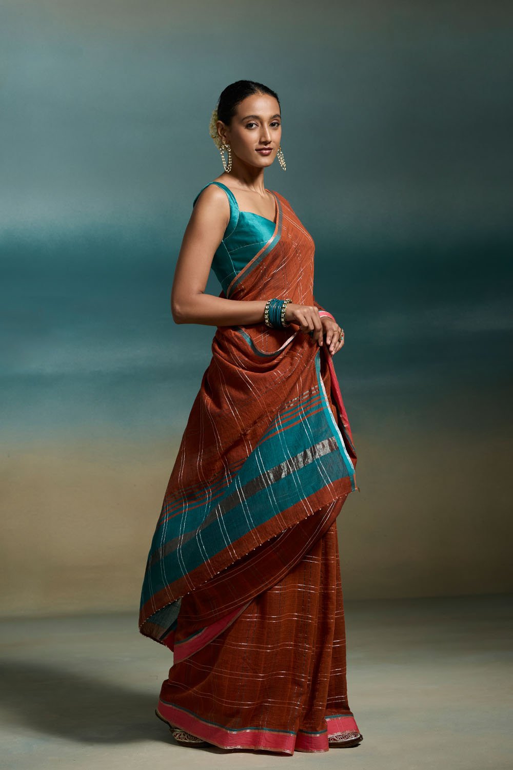 Avni Dressfolk