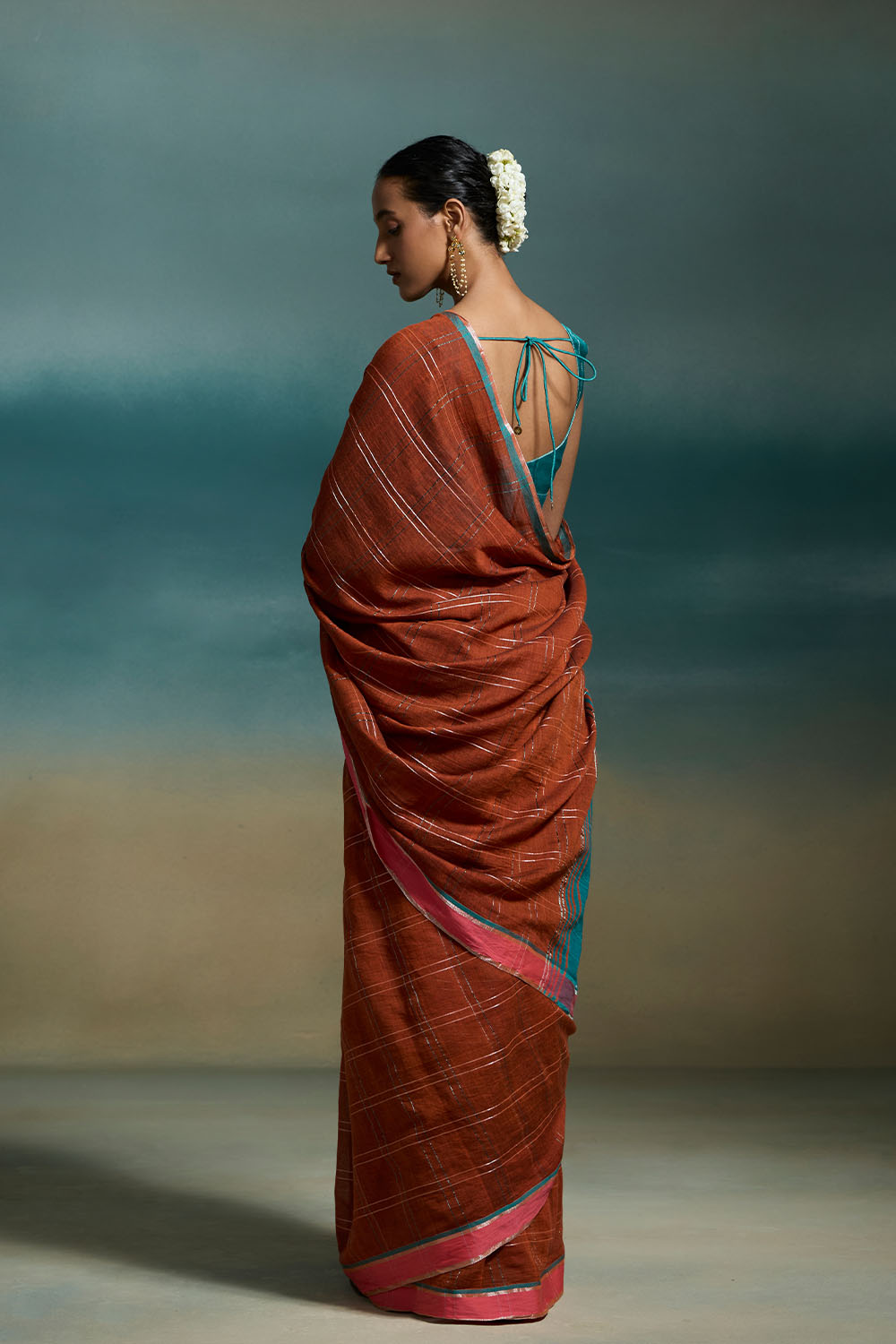 Avni Dressfolk